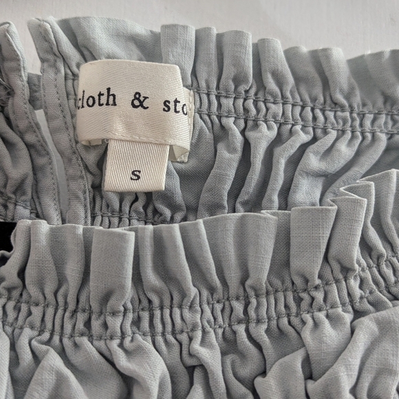 Cloth & Stone Ruffled Halter Top - Picture 2 of 5